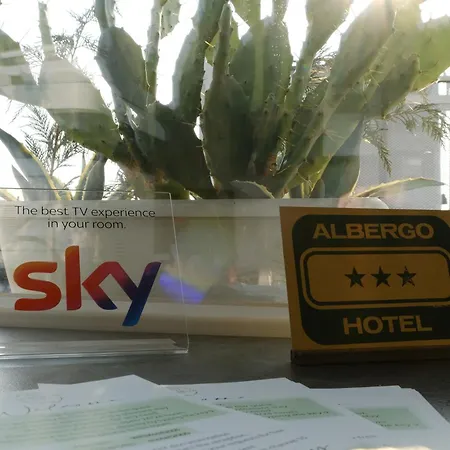 Hotel 2000